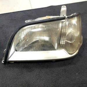 Toyota 17 Series Crown Headlight (Passenger Side)